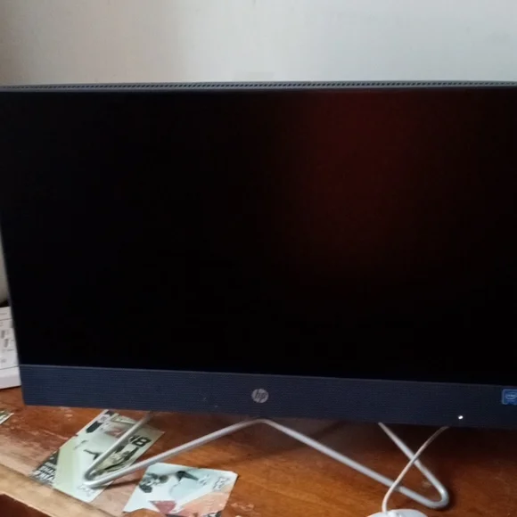 Computer - Picture 1 of 4